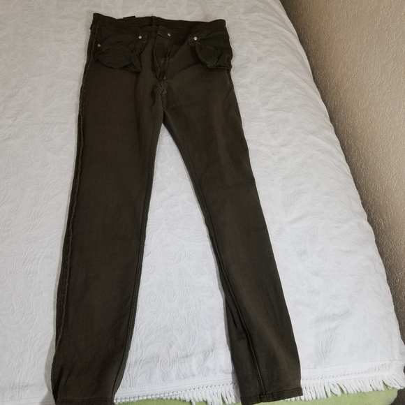 L.O.G.G label of graded goods olive color size 10 pants. - Picture 10 of 13